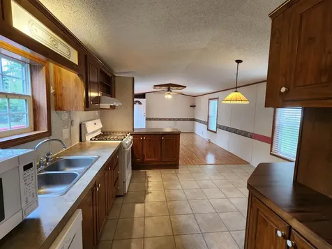 4 Pond Street Loudon NH 03307