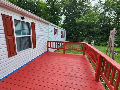 4 Pond Street Loudon NH 03307