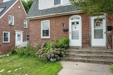 219 Concord Way Portsmouth NH 03801