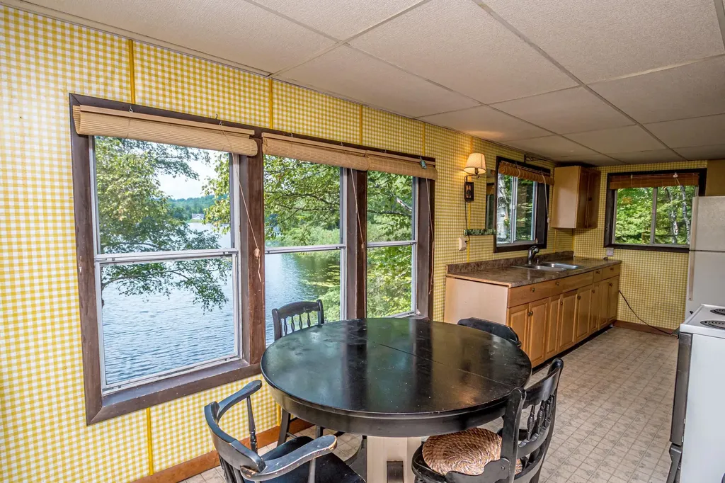 205 Overlook Road Milan NH 03588