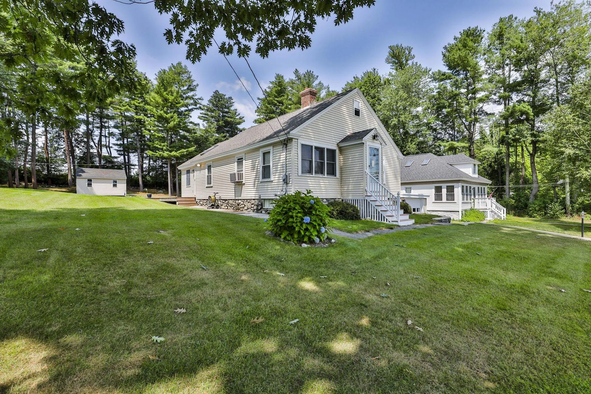 28 S Policy Street Salem NH 03079