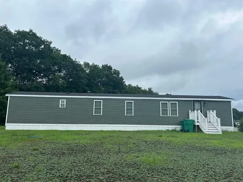 40 Daffodil Hill Lane Rochester NH 03868
