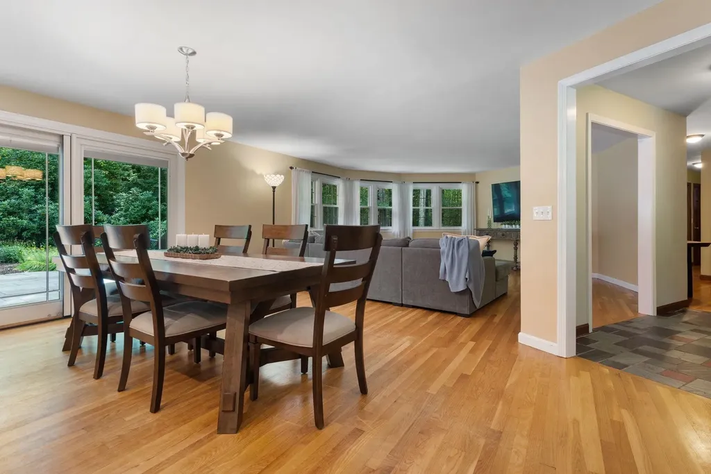 31 Poor Richards Drive Bow NH 03304