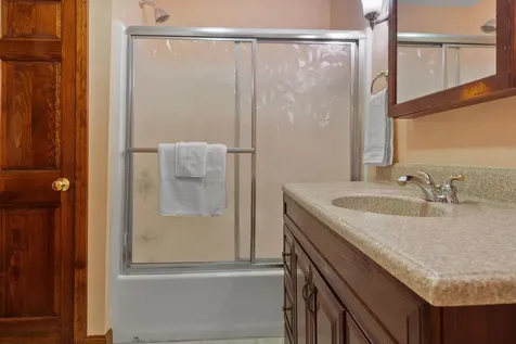 31 Poor Richards Drive Bow NH 03304