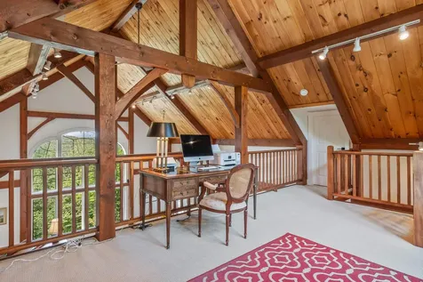 216 Woodland Trace New London NH 03257