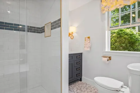 216 Woodland Trace New London NH 03257