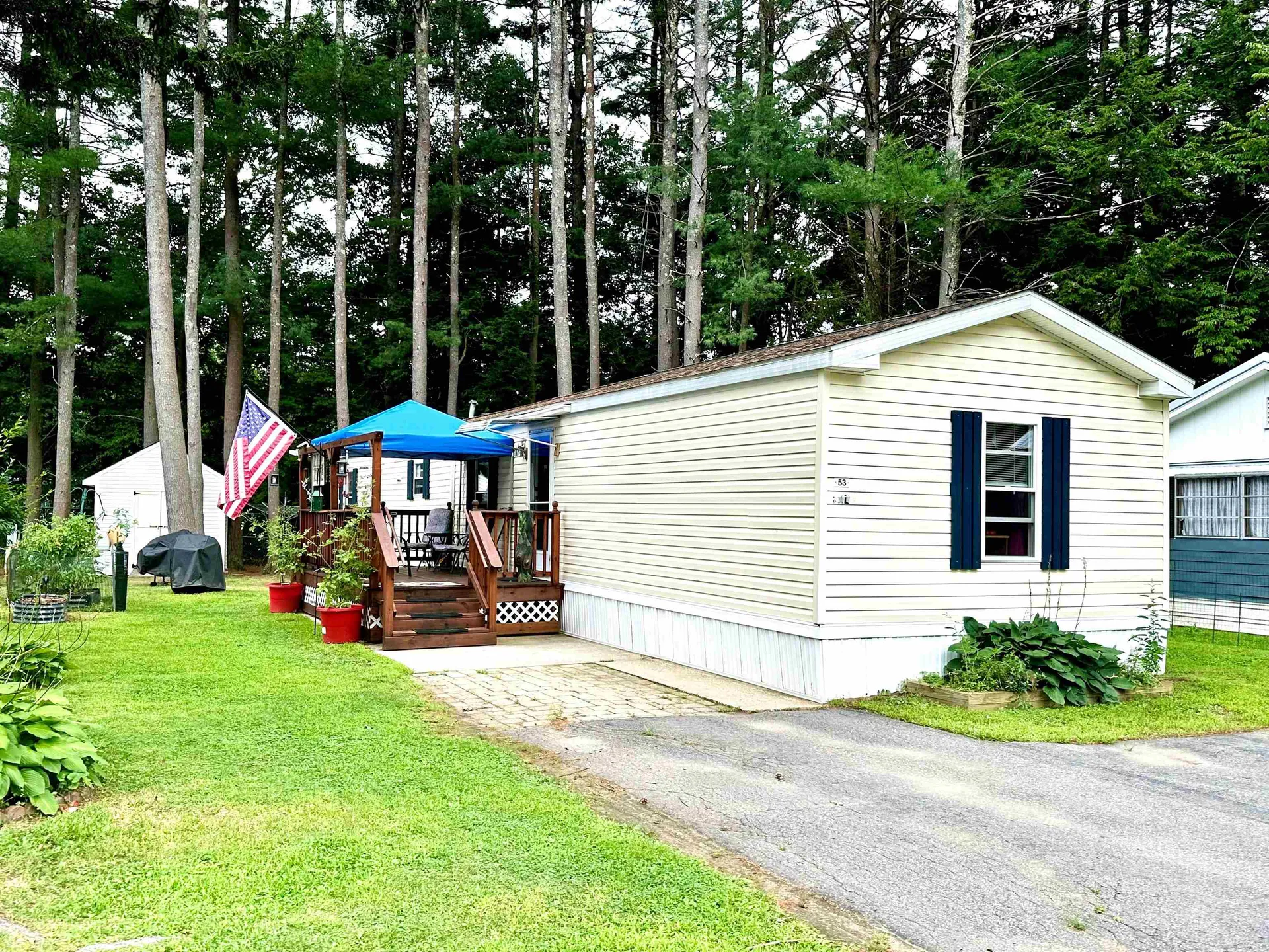 53 Oriole Avenue Keene NH 03431