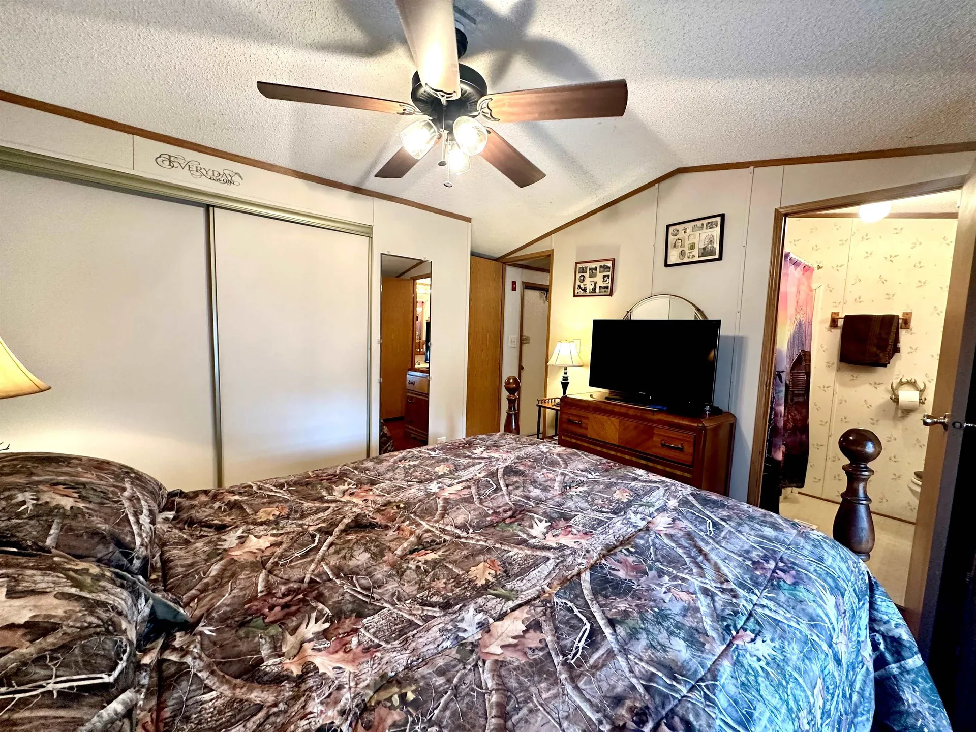 53 Oriole Avenue Keene NH 03431