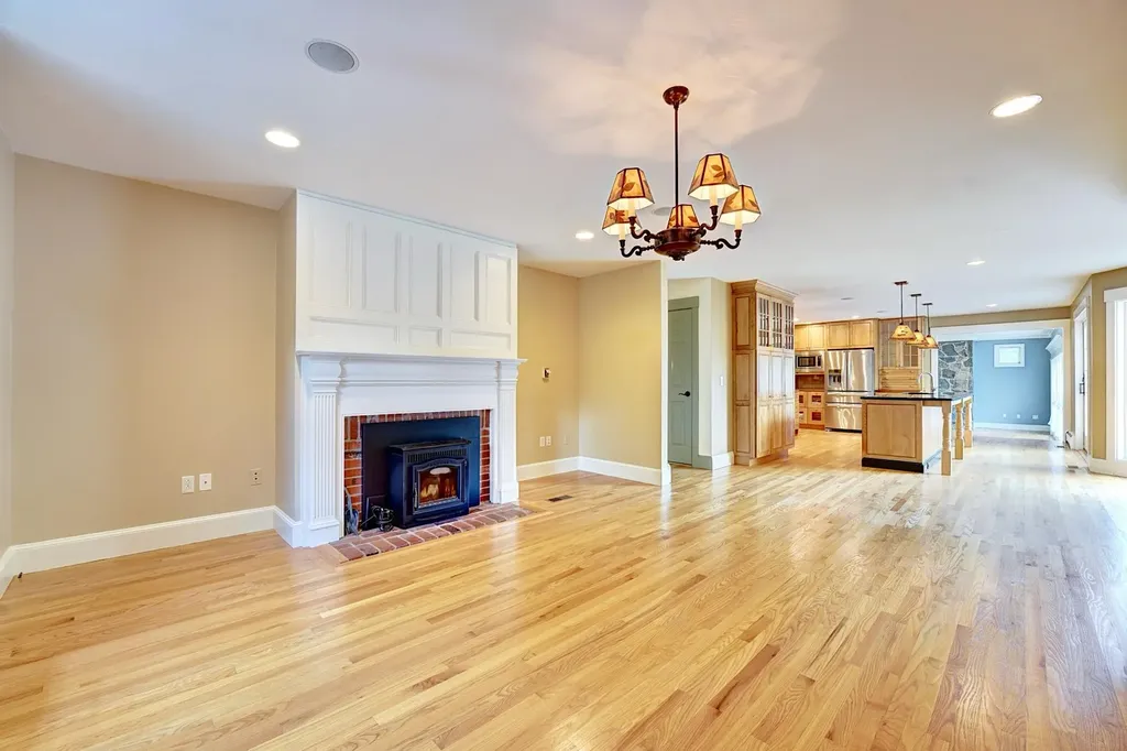 110 Town Farm Road Chester NH 03036