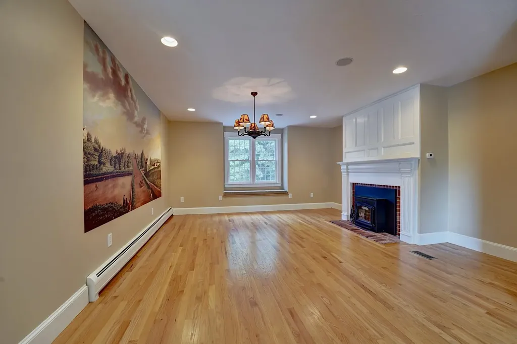 110 Town Farm Road Chester NH 03036