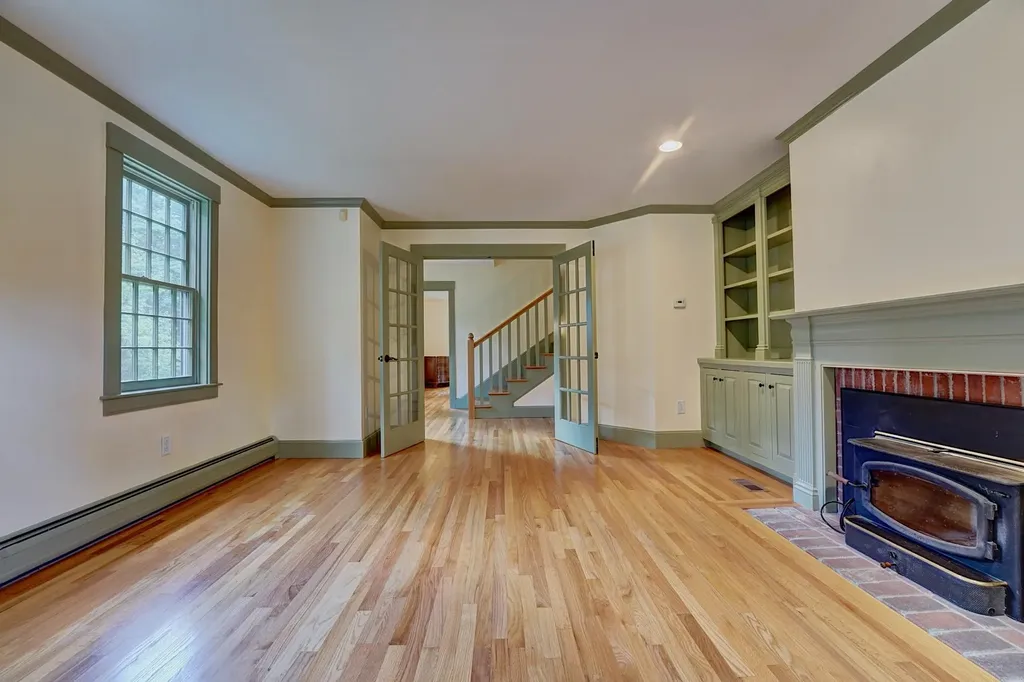 110 Town Farm Road Chester NH 03036