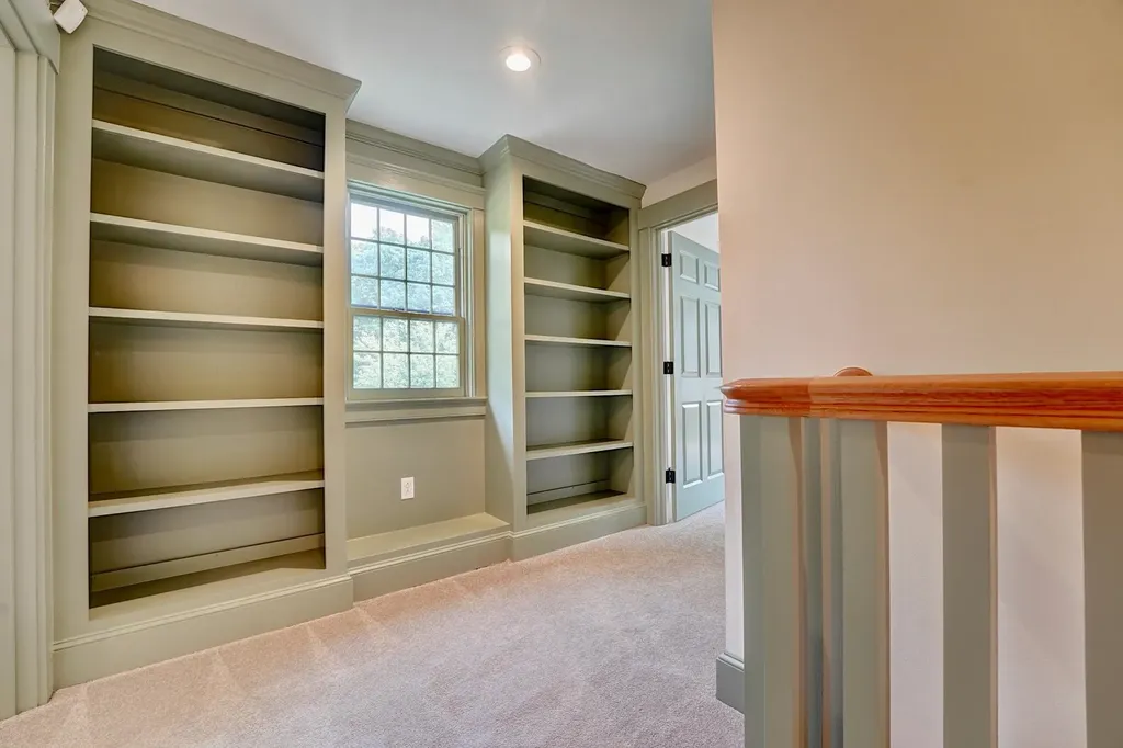 110 Town Farm Road Chester NH 03036