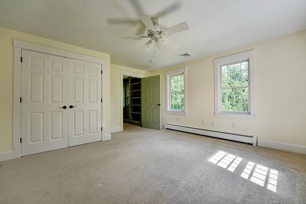 110 Town Farm Road Chester NH 03036