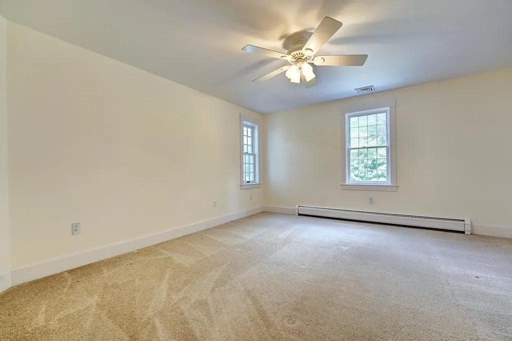 110 Town Farm Road Chester NH 03036