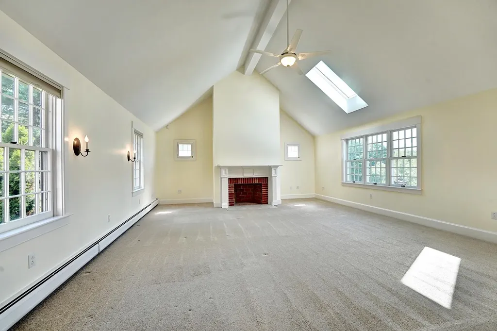 110 Town Farm Road Chester NH 03036