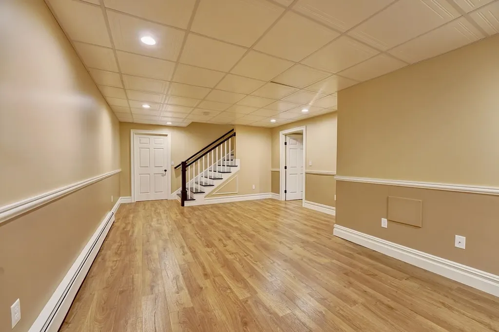 110 Town Farm Road Chester NH 03036