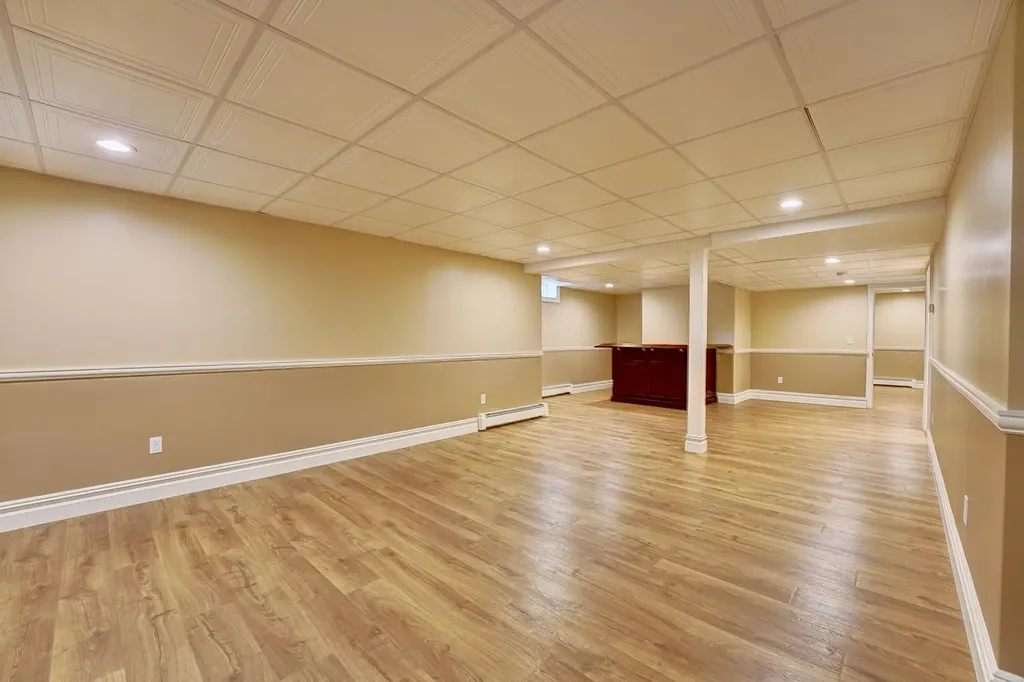 110 Town Farm Road Chester NH 03036