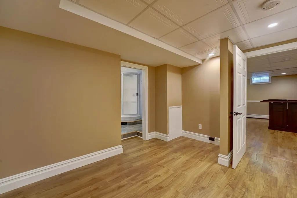 110 Town Farm Road Chester NH 03036