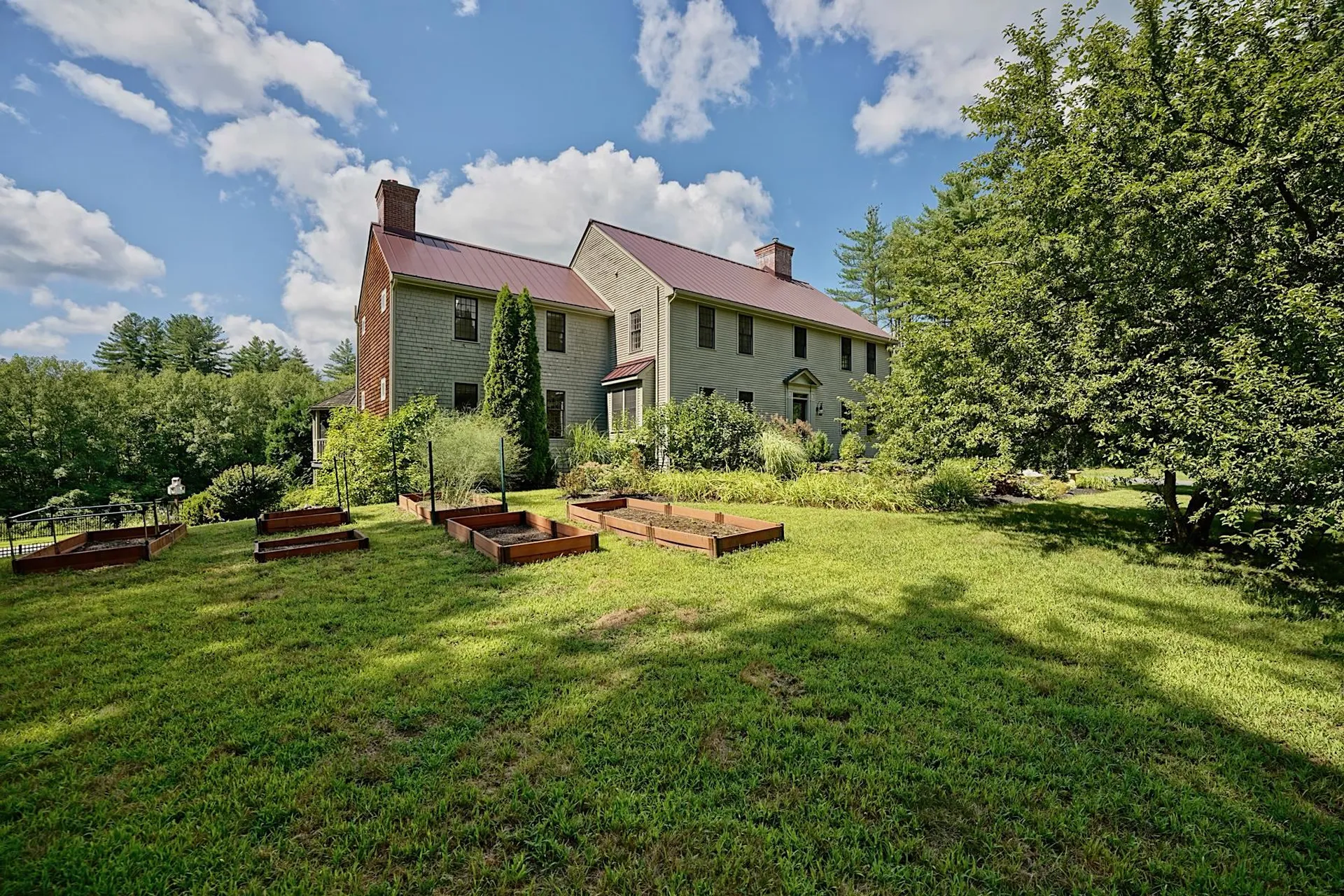 110 Town Farm Road Chester NH 03036