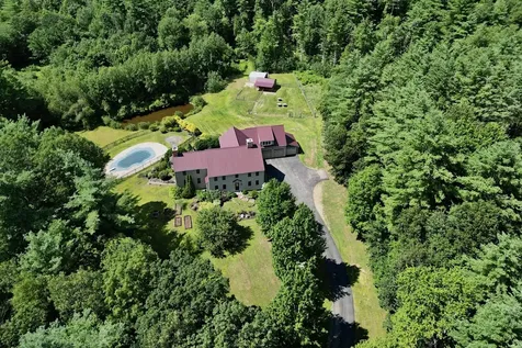 110 Town Farm Road Chester NH 03036