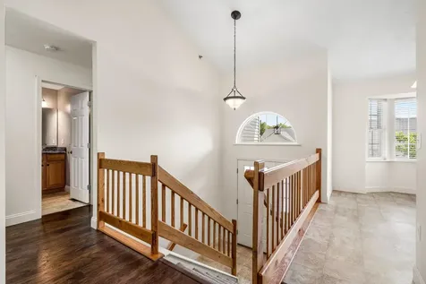 70 Hall Road Fremont NH 03044