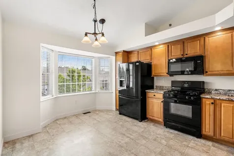 70 Hall Road Fremont NH 03044