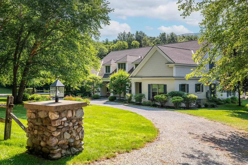 430 Riverbend Drive Manchester VT 05254