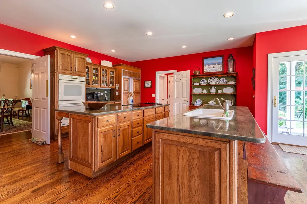 430 Riverbend Drive Manchester VT 05254