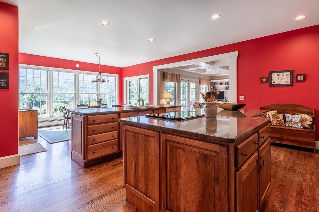 430 Riverbend Drive Manchester VT 05254