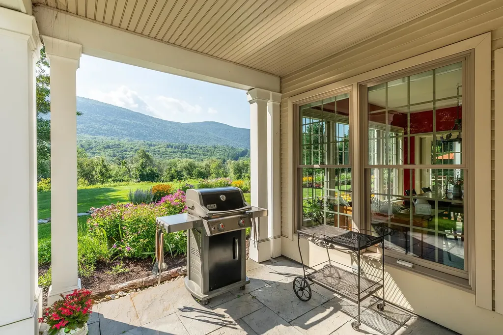 430 Riverbend Drive Manchester VT 05254