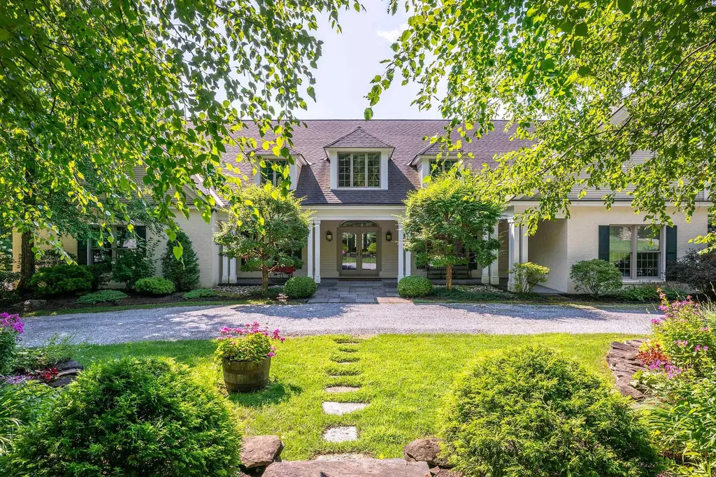 430 Riverbend Drive Manchester VT 05254