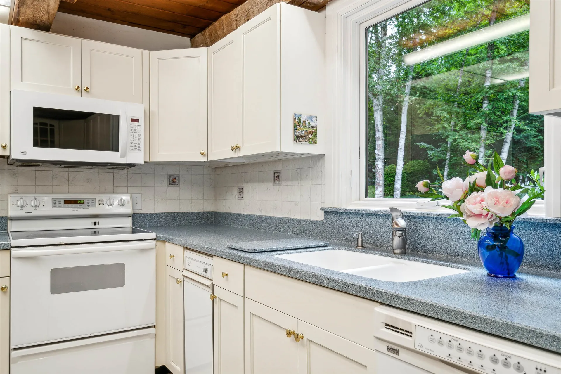10 Grant Road Hanover NH 03755