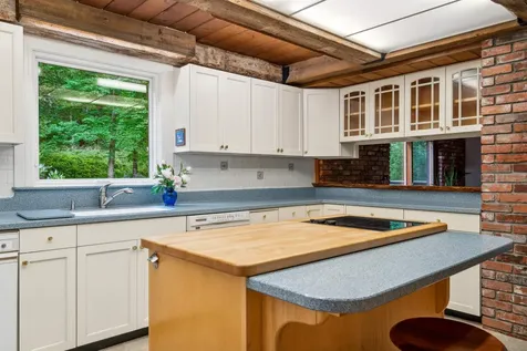 10 Grant Road Hanover NH 03755