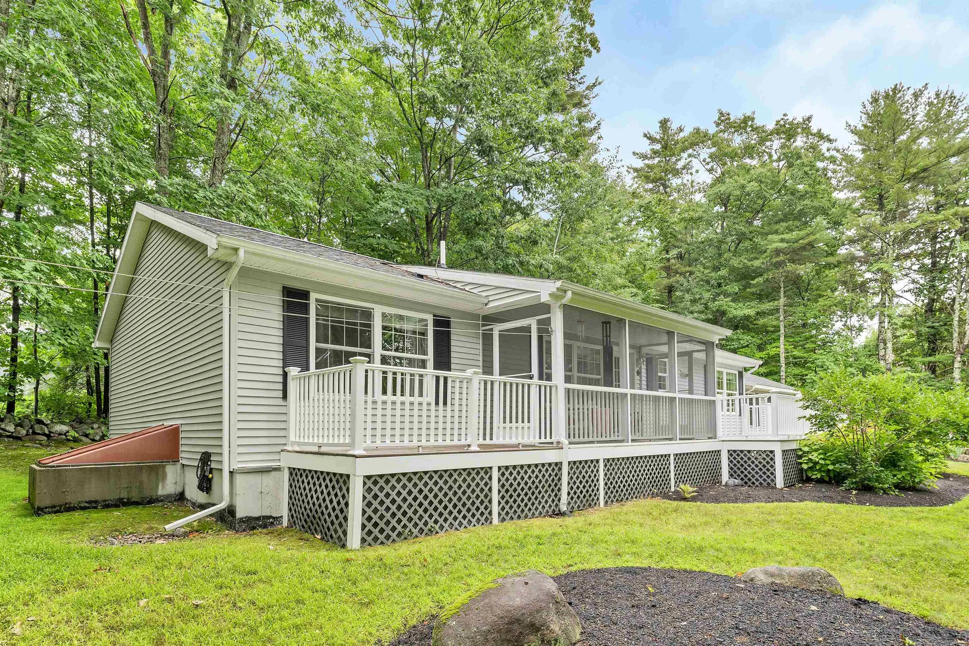 6 Dudley Road Wolfeboro NH 03894