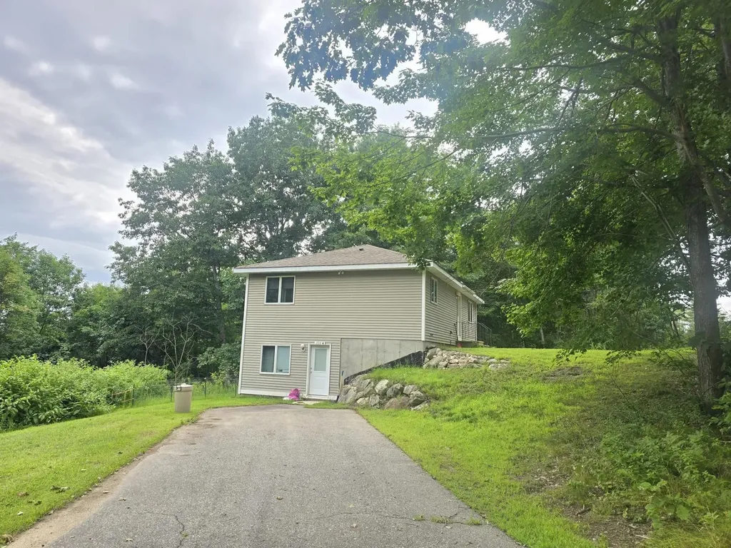 126 Range Road Alton NH 03809
