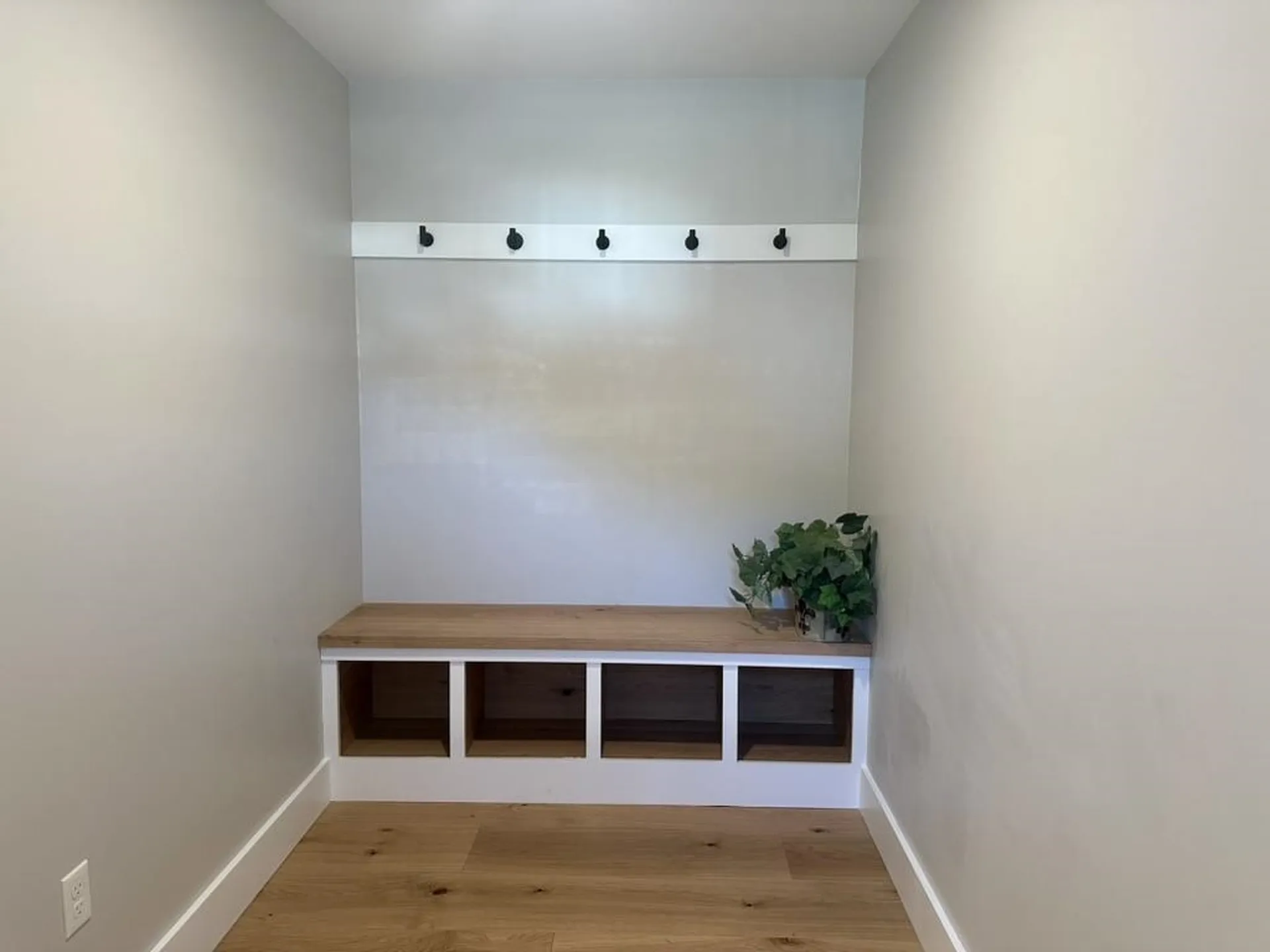 364 Colonial Drive Portsmouth NH 03801