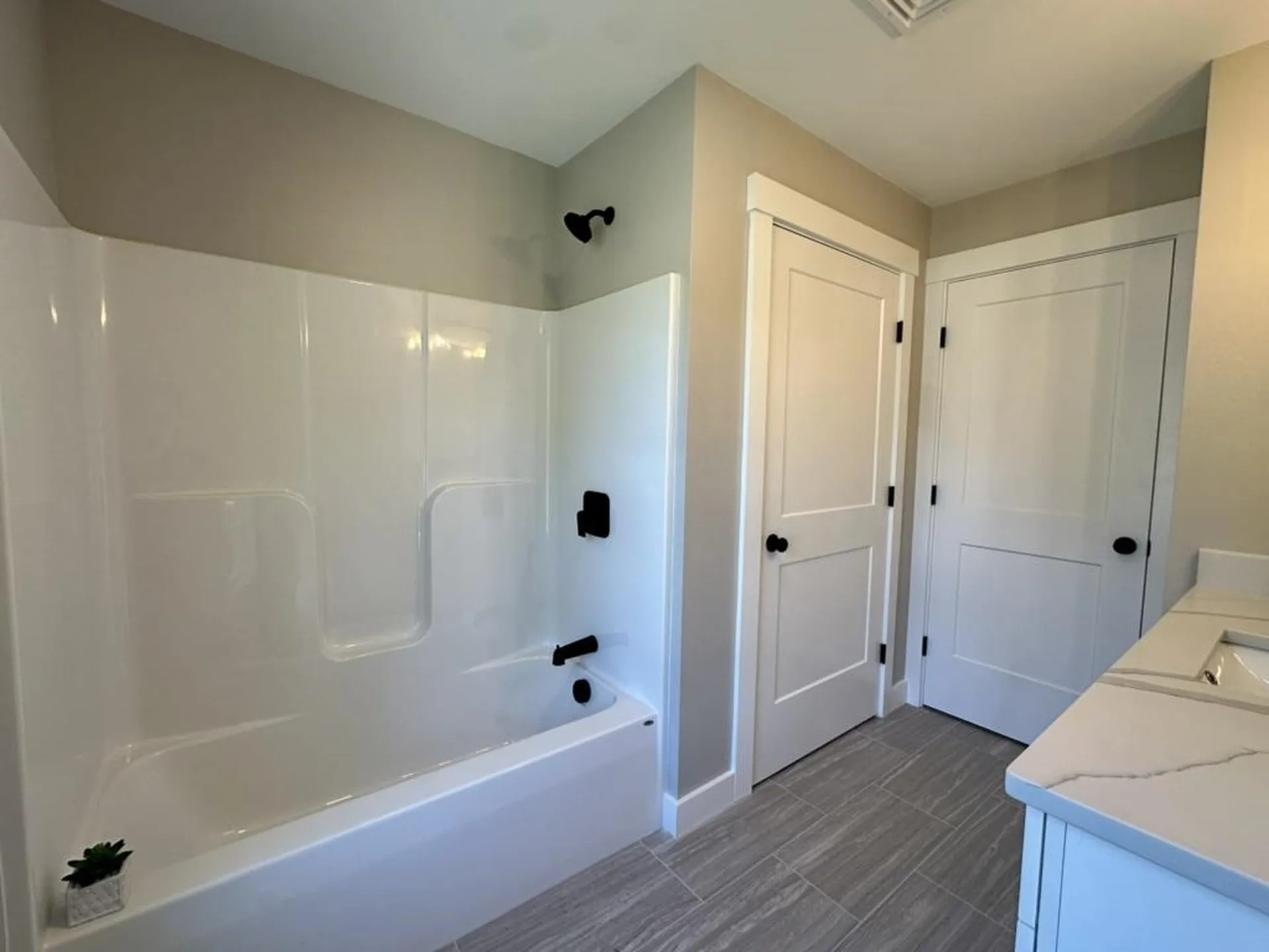 364 Colonial Drive Portsmouth NH 03801