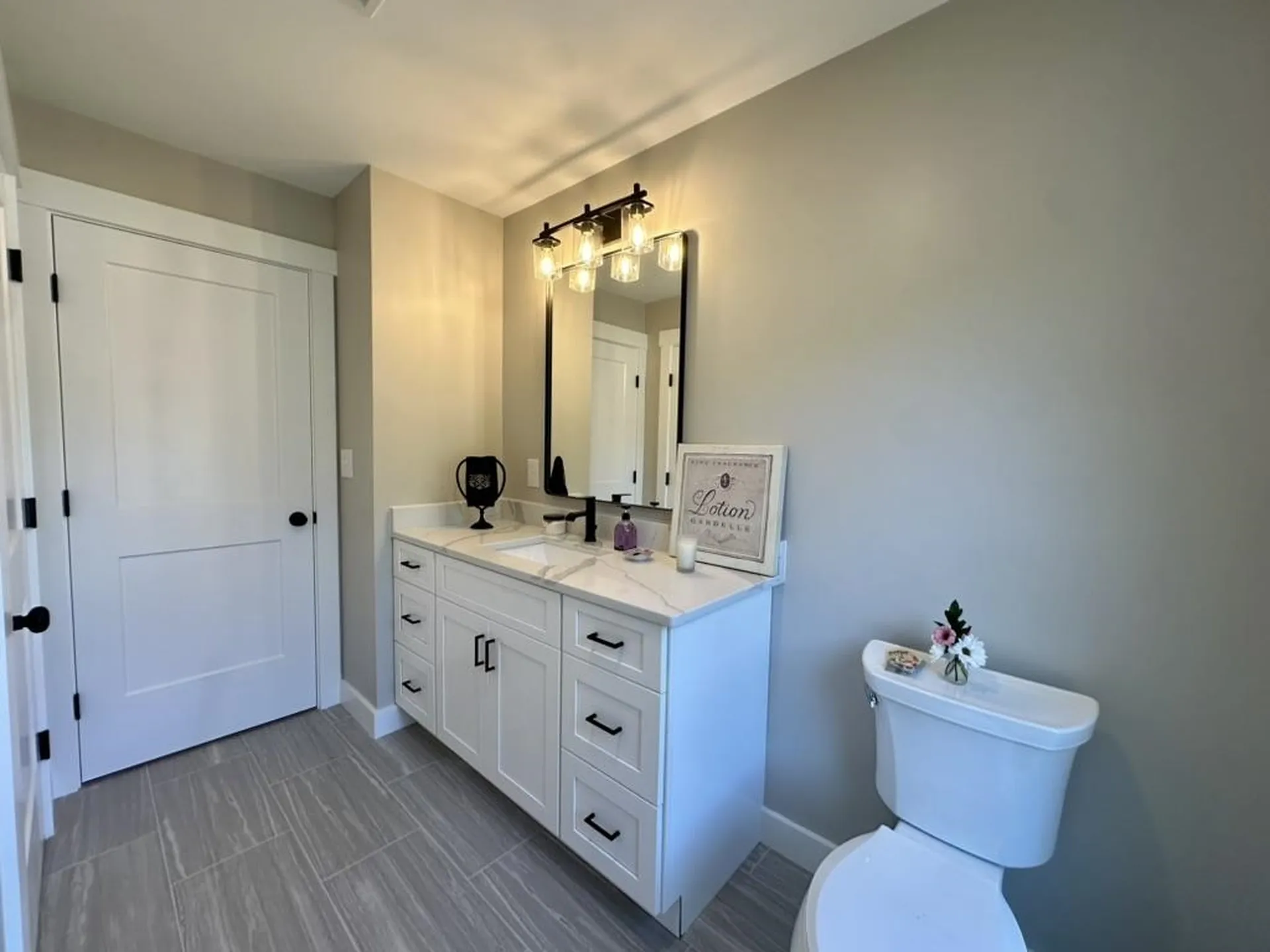 364 Colonial Drive Portsmouth NH 03801