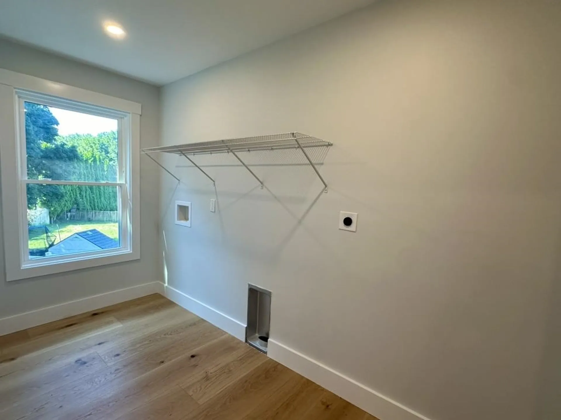 364 Colonial Drive Portsmouth NH 03801