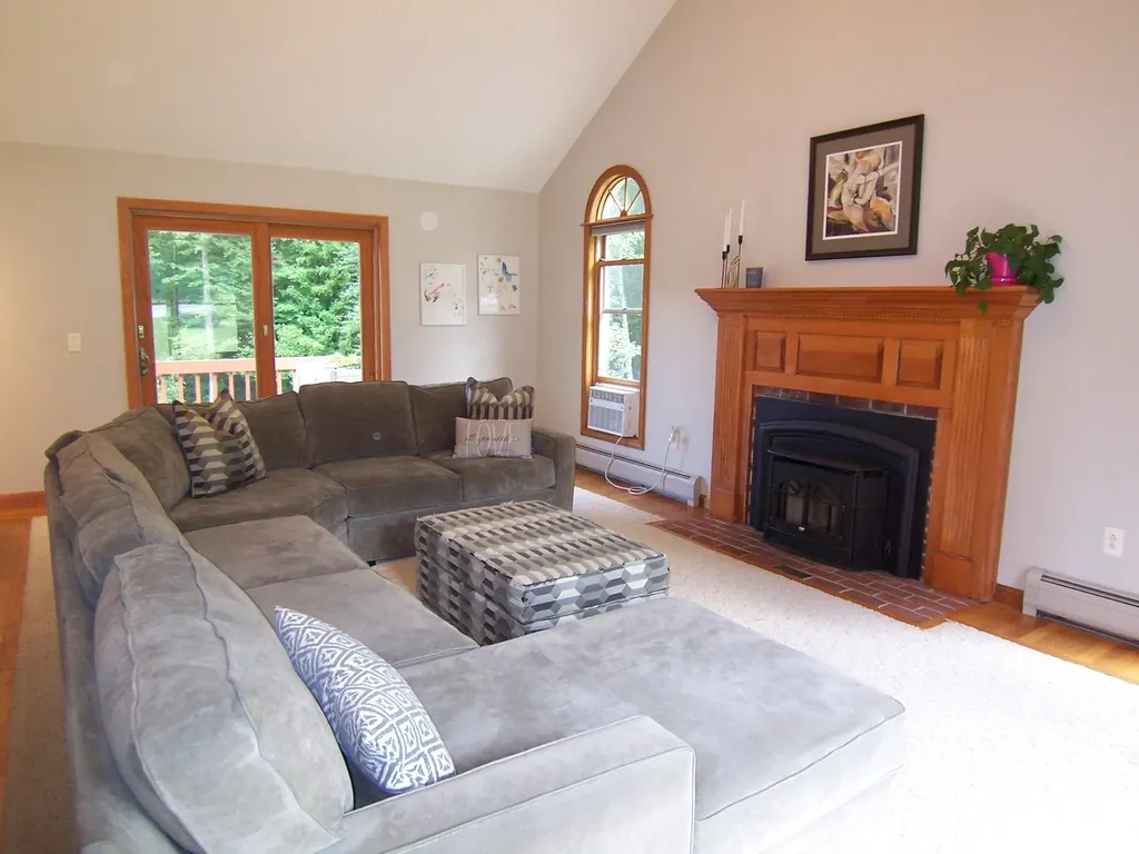 1 Beaver Pond Drive Brookline NH 03033