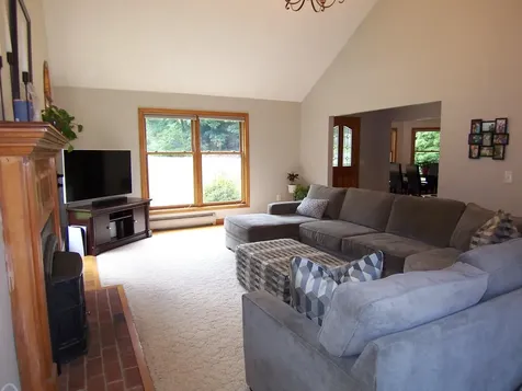 1 Beaver Pond Drive Brookline NH 03033