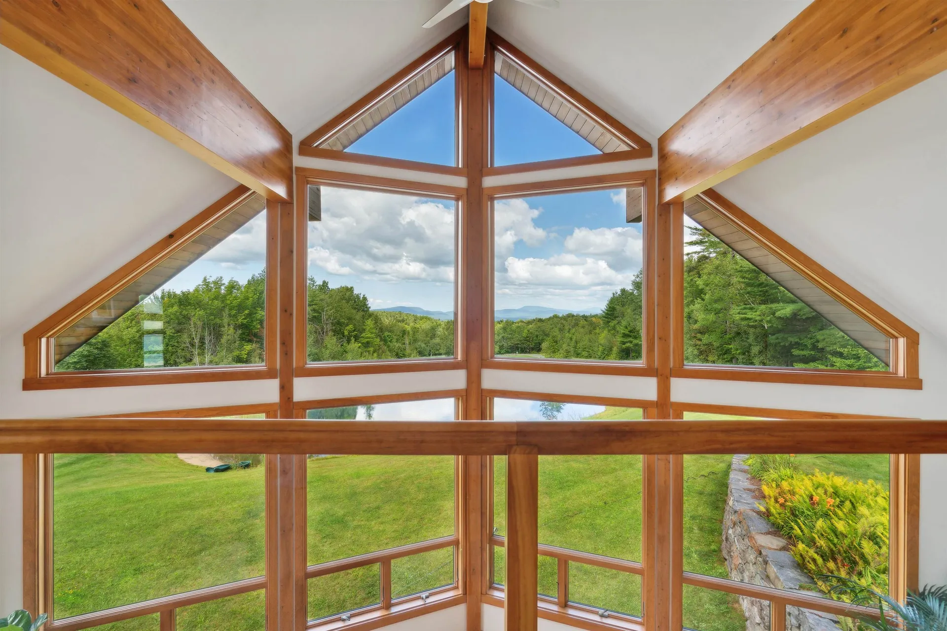 161 Smith Pond Road Enfield NH 03748
