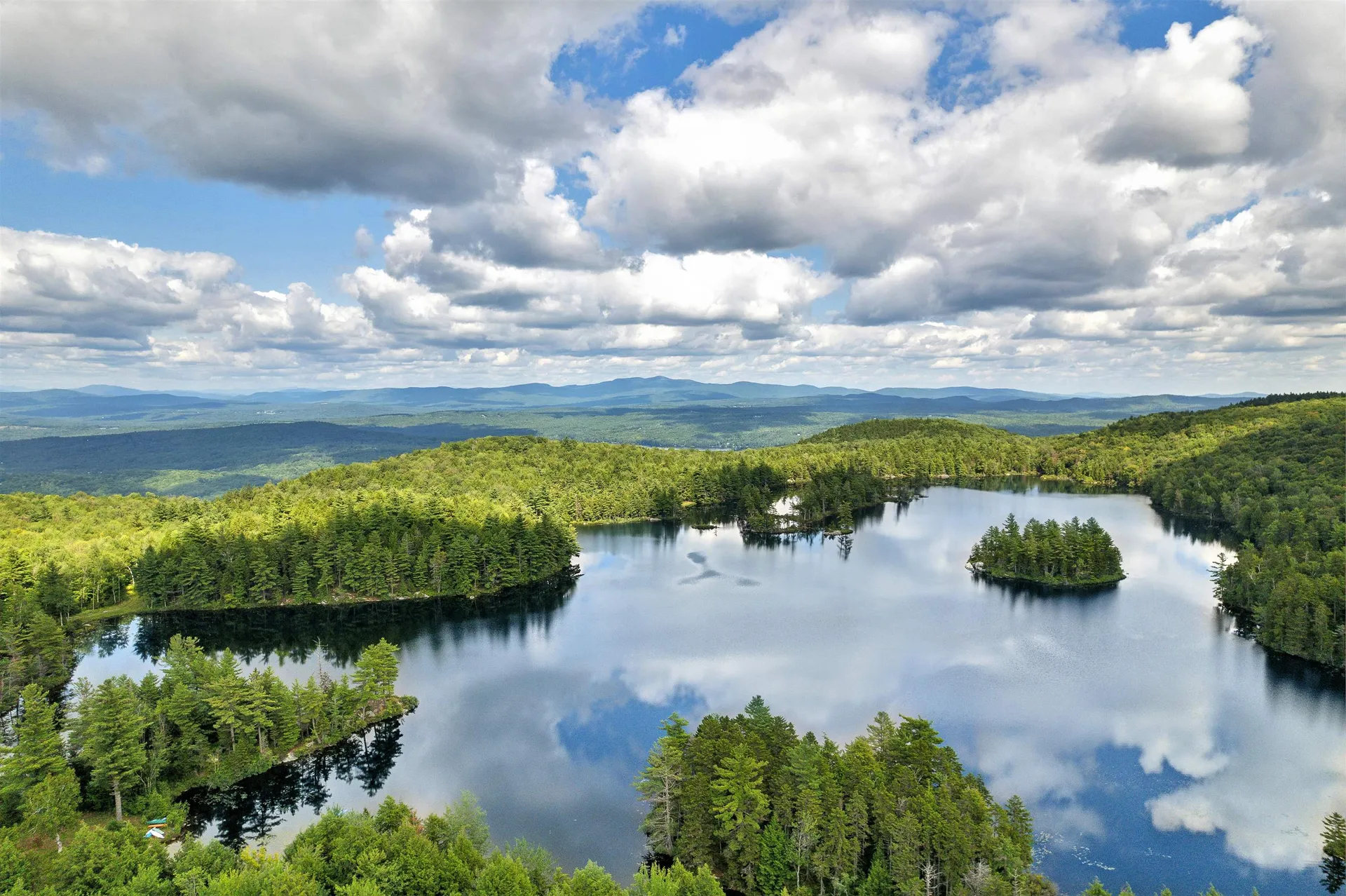 161 Smith Pond Road Enfield NH 03748