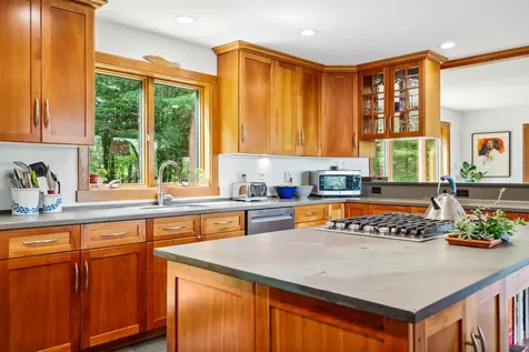 161 Smith Pond Road Enfield NH 03748