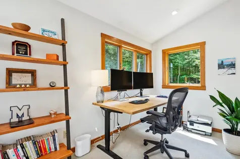 161 Smith Pond Road Enfield NH 03748