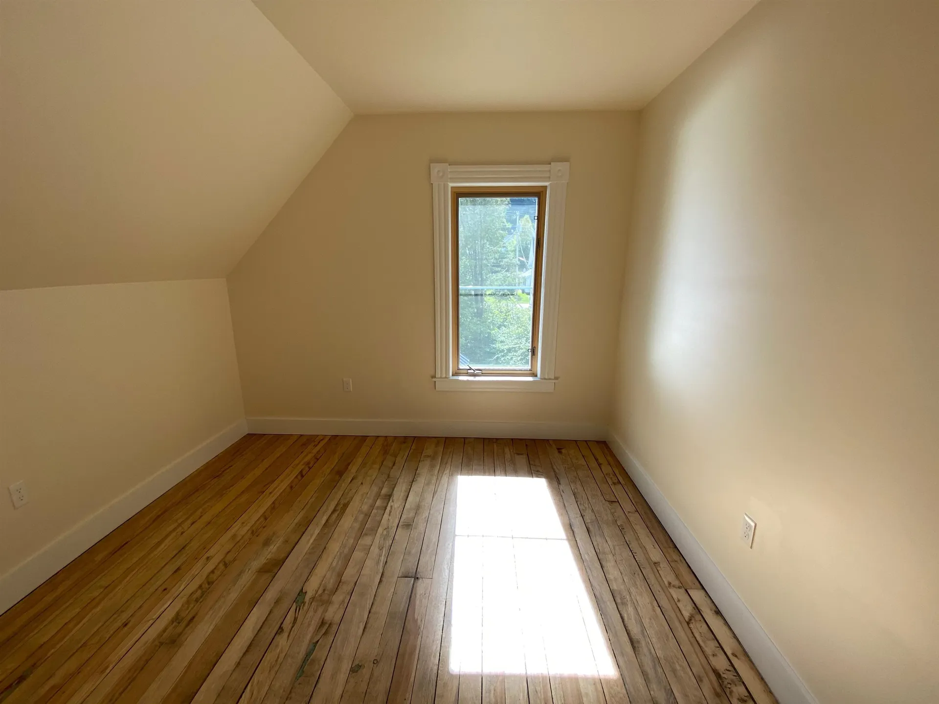 28 Dale Street Hardwick VT 05843