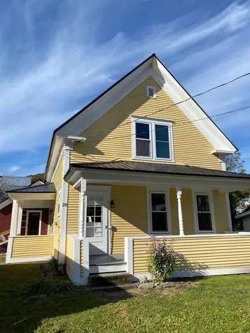 28 Dale Street Hardwick VT 05843