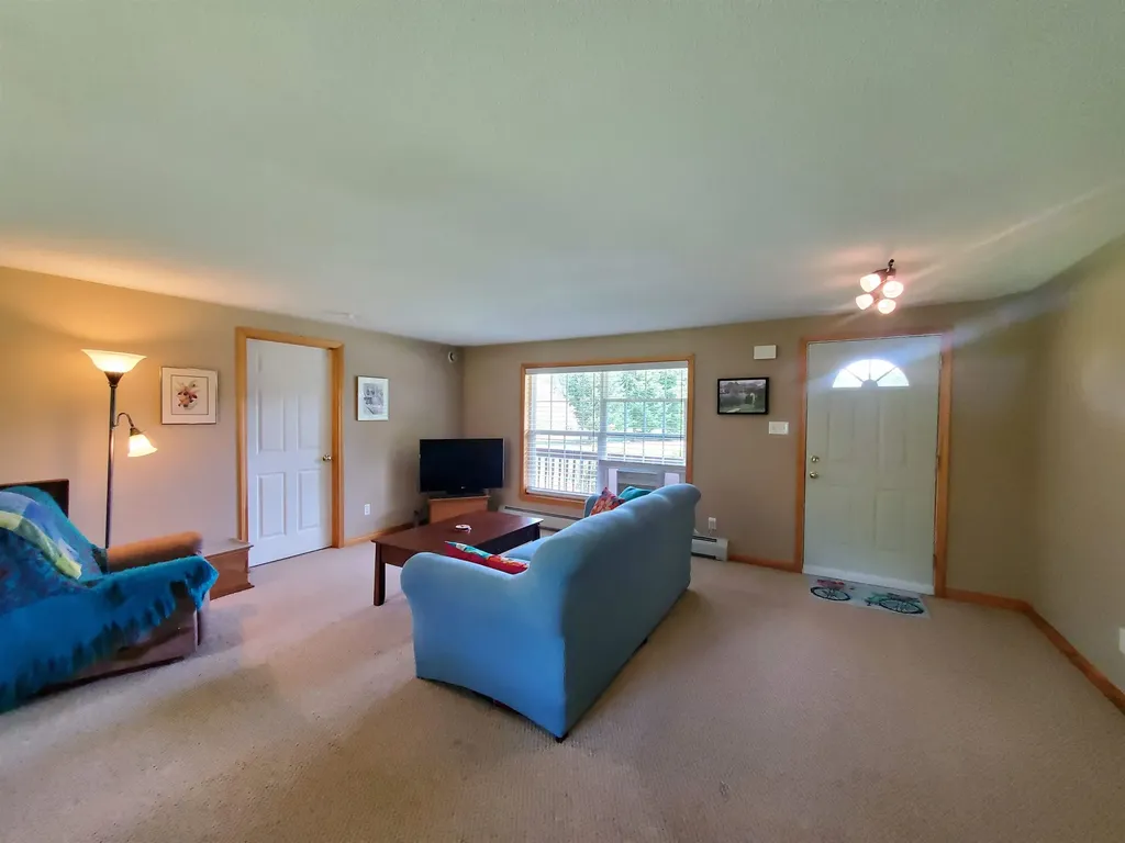 10 Mallard Drive Canaan NH 03741