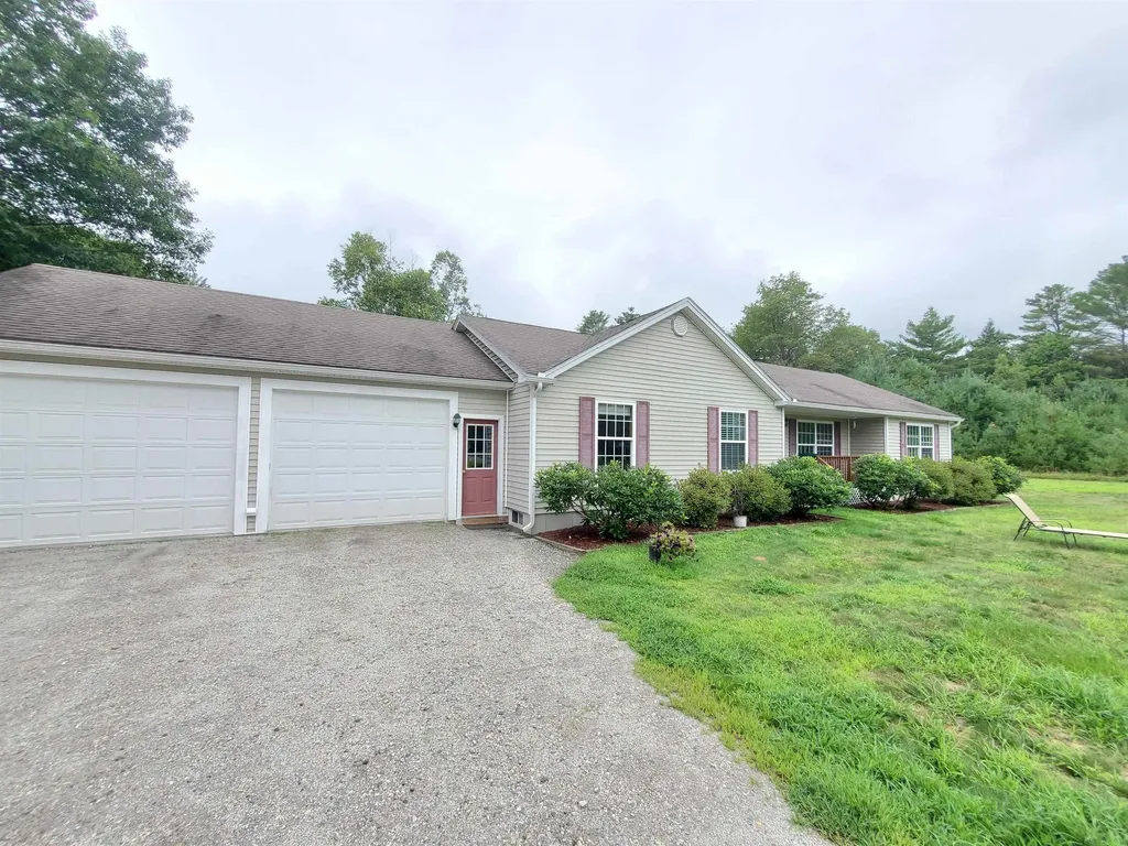 10 Mallard Drive Canaan NH 03741