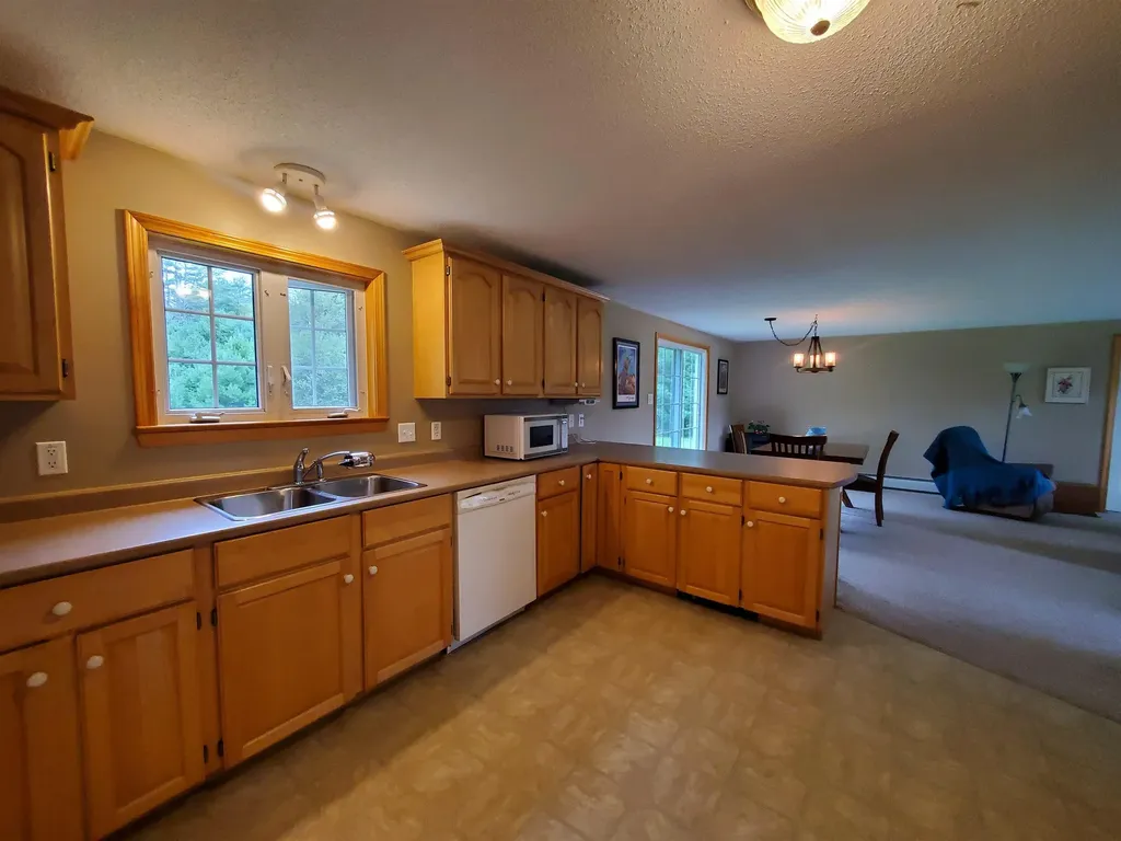 10 Mallard Drive Canaan NH 03741